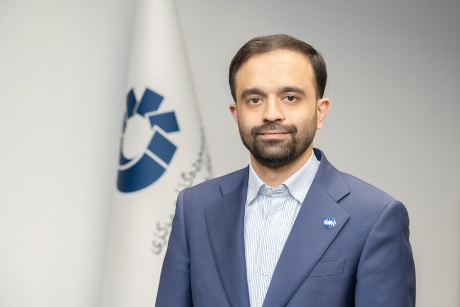 مدیرعامل شرکت سپرده گذاری مرکزی اوراق بهادار و تسویه وجوه گفت : بیش از ۳۲ هزار میلیارد تومان سود از فردا «پنجشنبه» به حساب مشمولان سهام عدالت واریز می‌شود.